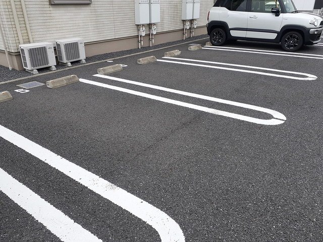 14/20 駐車場