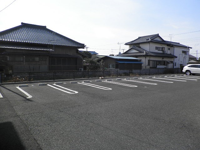 14/20 駐車場
