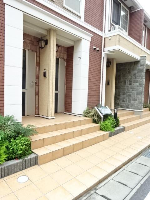 13/20 エントランス