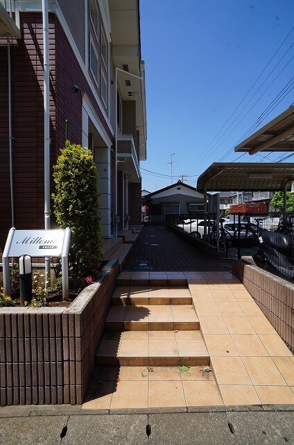 19/26 エントランス