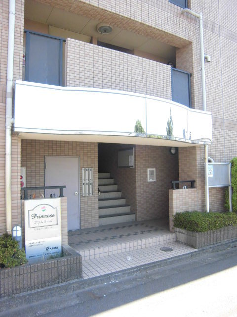 14/15 エントランス