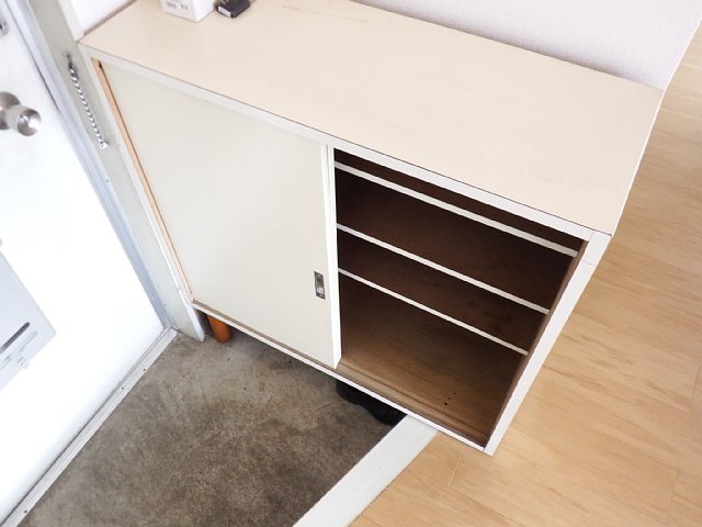 22/30 エントランス