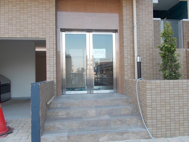 2/10 エントランス