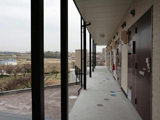 13/24 エントランス