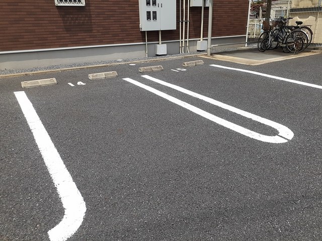 14/20 駐車場