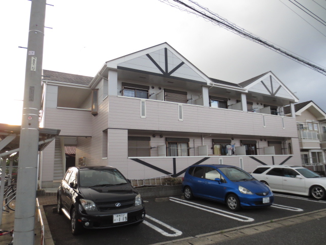 22/28 駐車場
