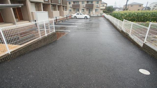 14/22 駐車場