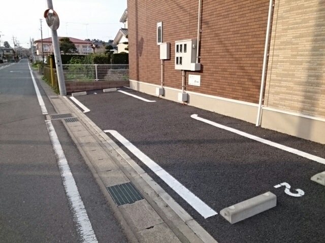 2/8 駐車場