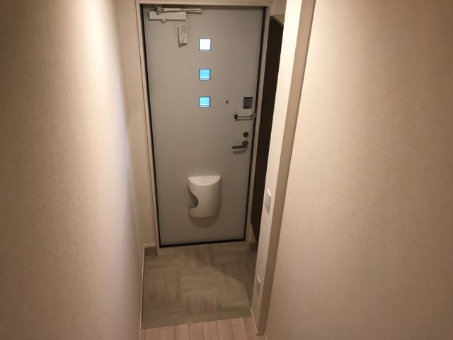 13/23 玄関