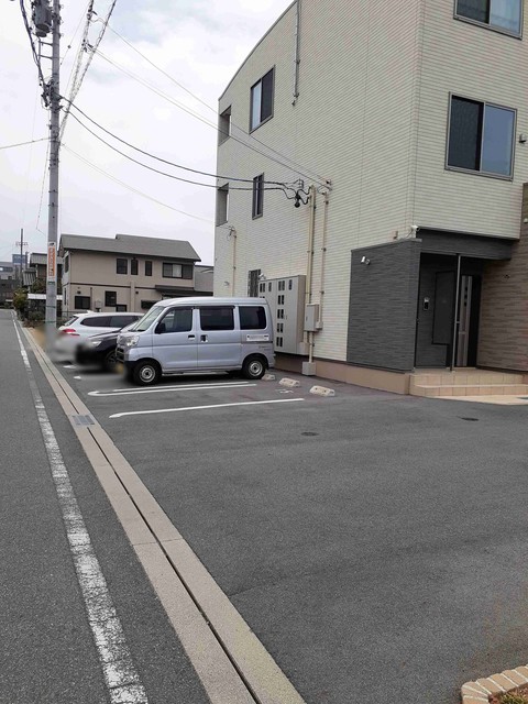 14/21 駐車場