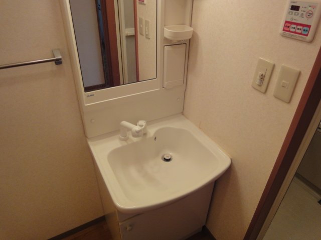 14/30 洗面
