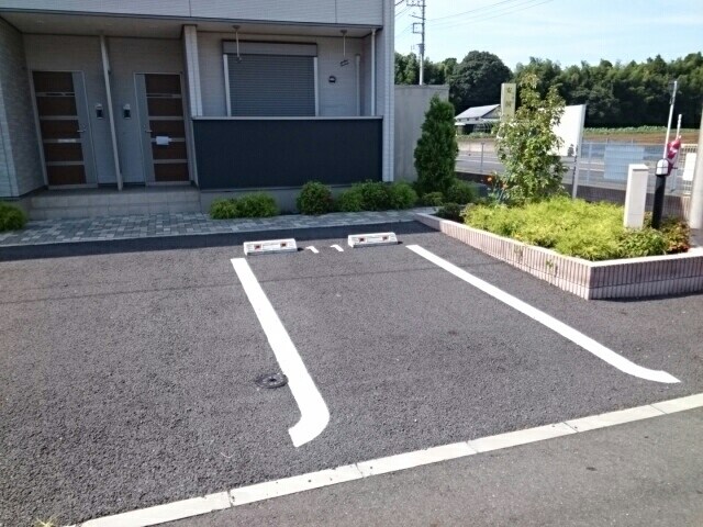 14/20 駐車場