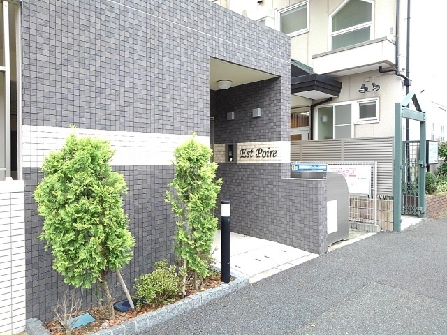 14/20 エントランス