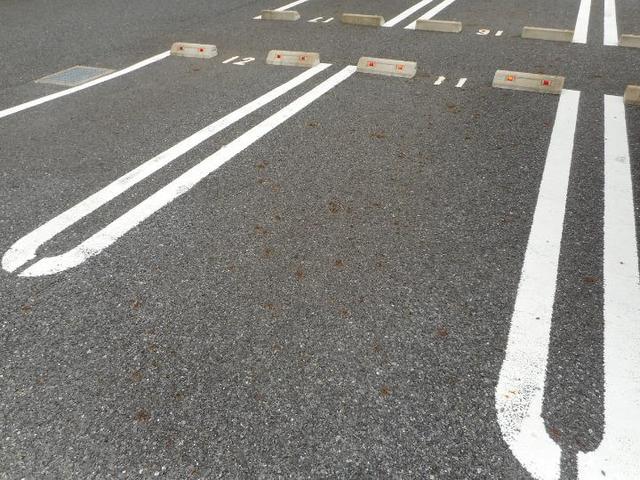 14/16 駐車場