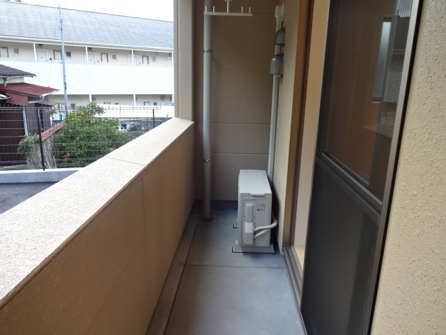 18/28 バルコニー
