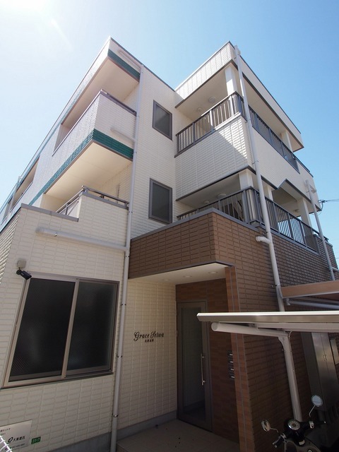 14/20 エントランス