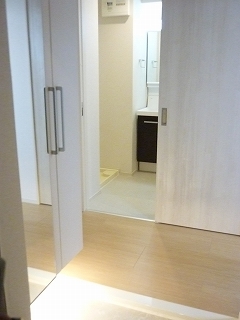 6/20 玄関