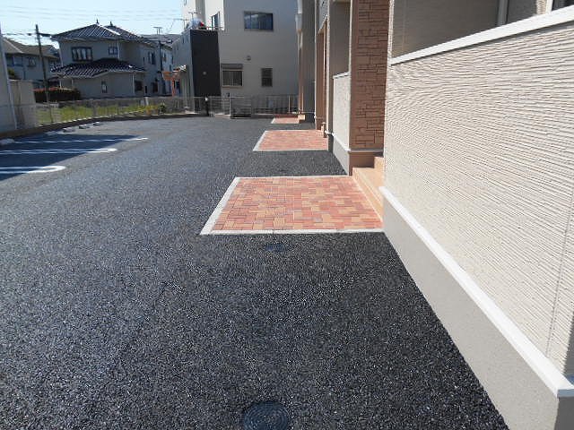 13/20 エントランス