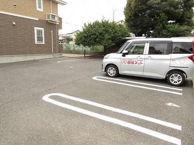 14/20 駐車場
