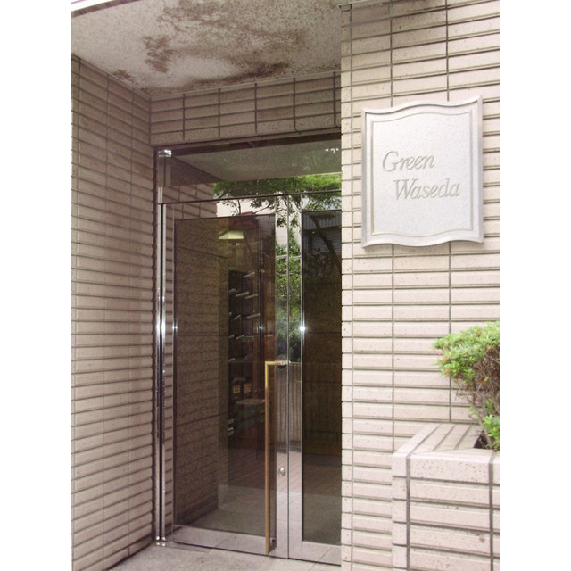 15/19 エントランス