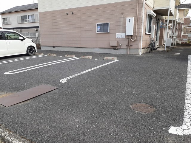 14/20 駐車場