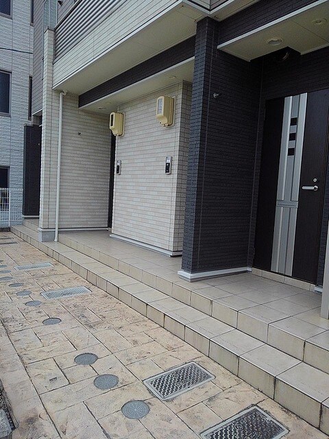 14/20 エントランス