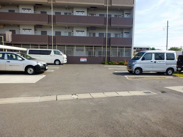 3/13 駐車場