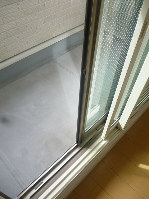 14/20 エントランス