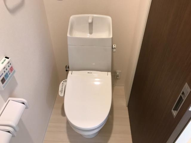 16/30 トイレ