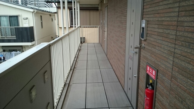 14/20 エントランス