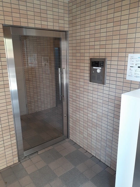 2/10 エントランス