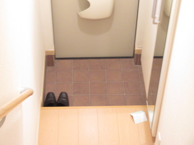 21/28 エントランス