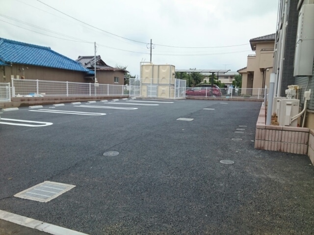 14/20 駐車場