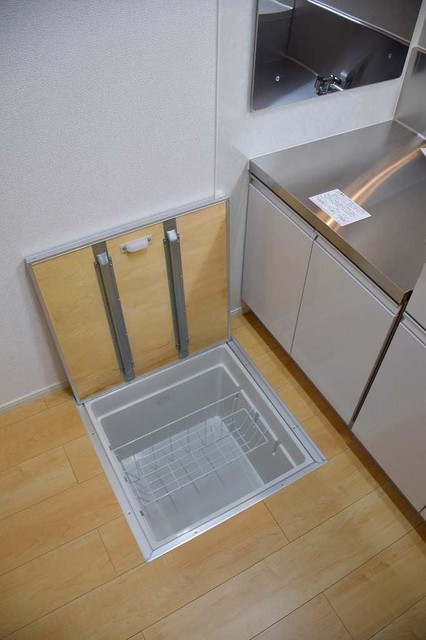 22/28 エントランス