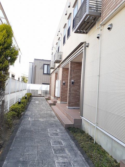 14/20 エントランス