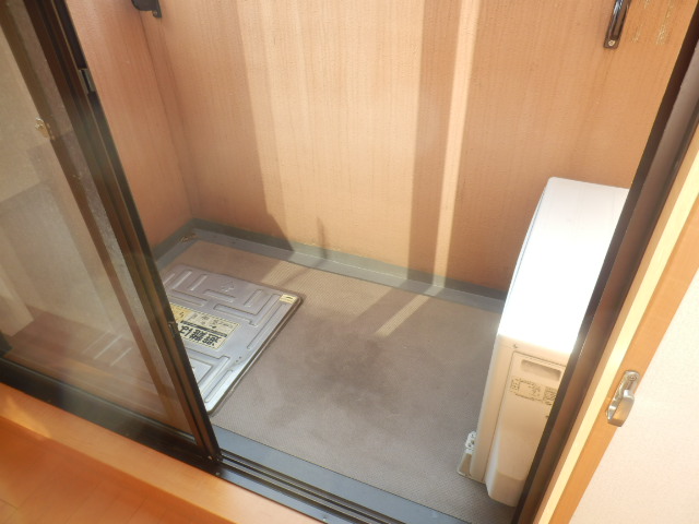 17/28 バルコニー