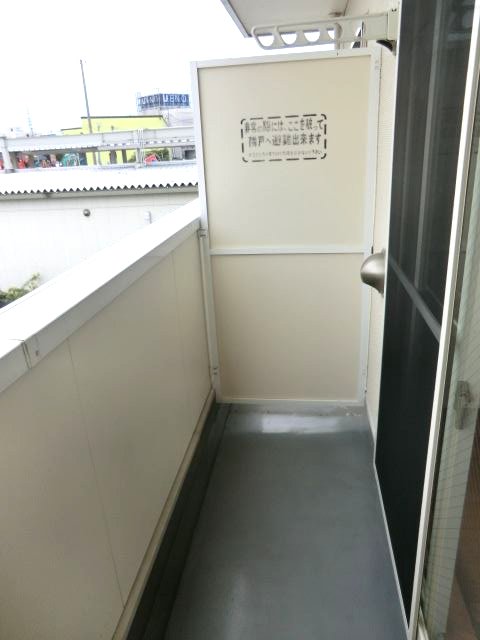 14/28 バルコニー