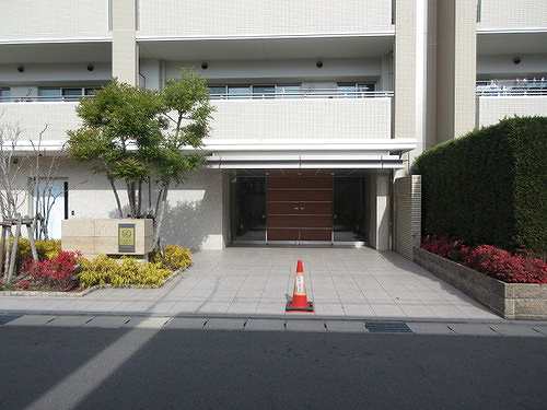 15/25 エントランス