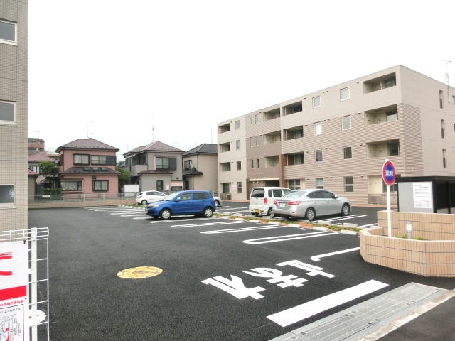 22/30 駐車場