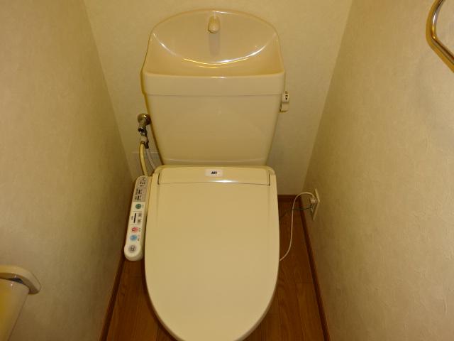 16/30 トイレ