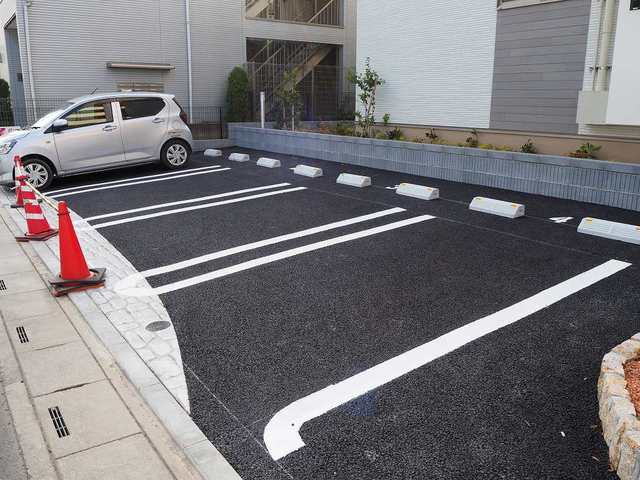 14/23 駐車場