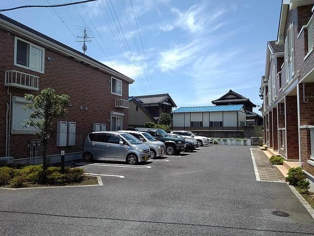 14/20 駐車場