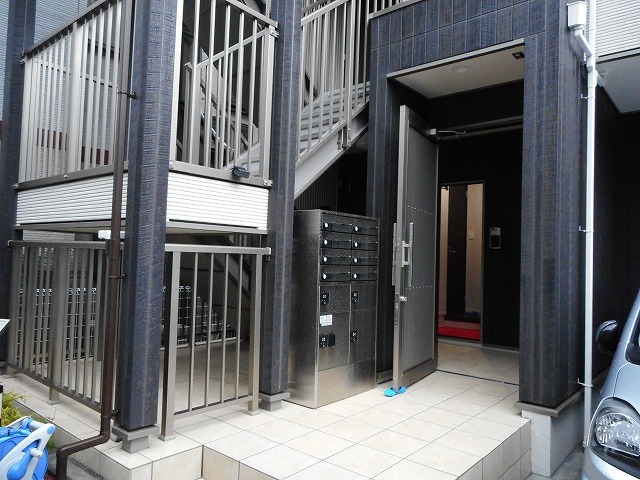 14/20 エントランス