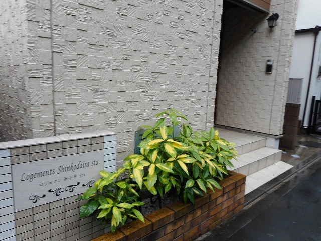 14/20 エントランス