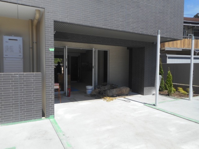 14/19 エントランス