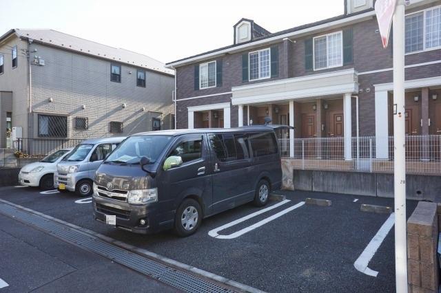 14/20 駐車場