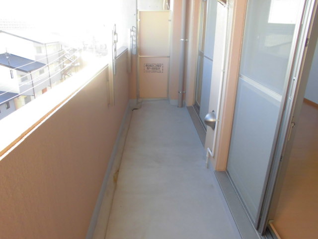 18/30 バルコニー