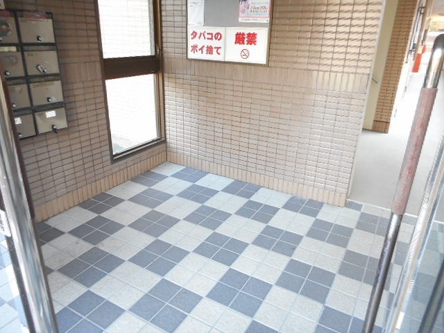 2/8 エントランス