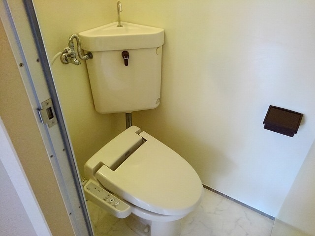 15/22 エントランス