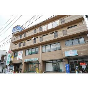 プラスパ小山の外観